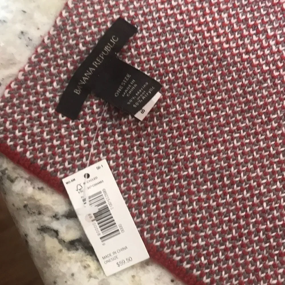 Banana Republic Red Gray Scarf‎